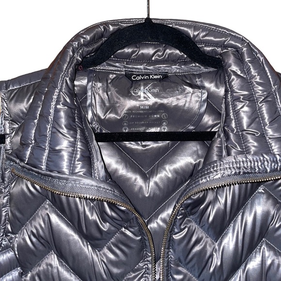 Calvin Klein Metallic Grey Performance Vest - Picture 5 of 6